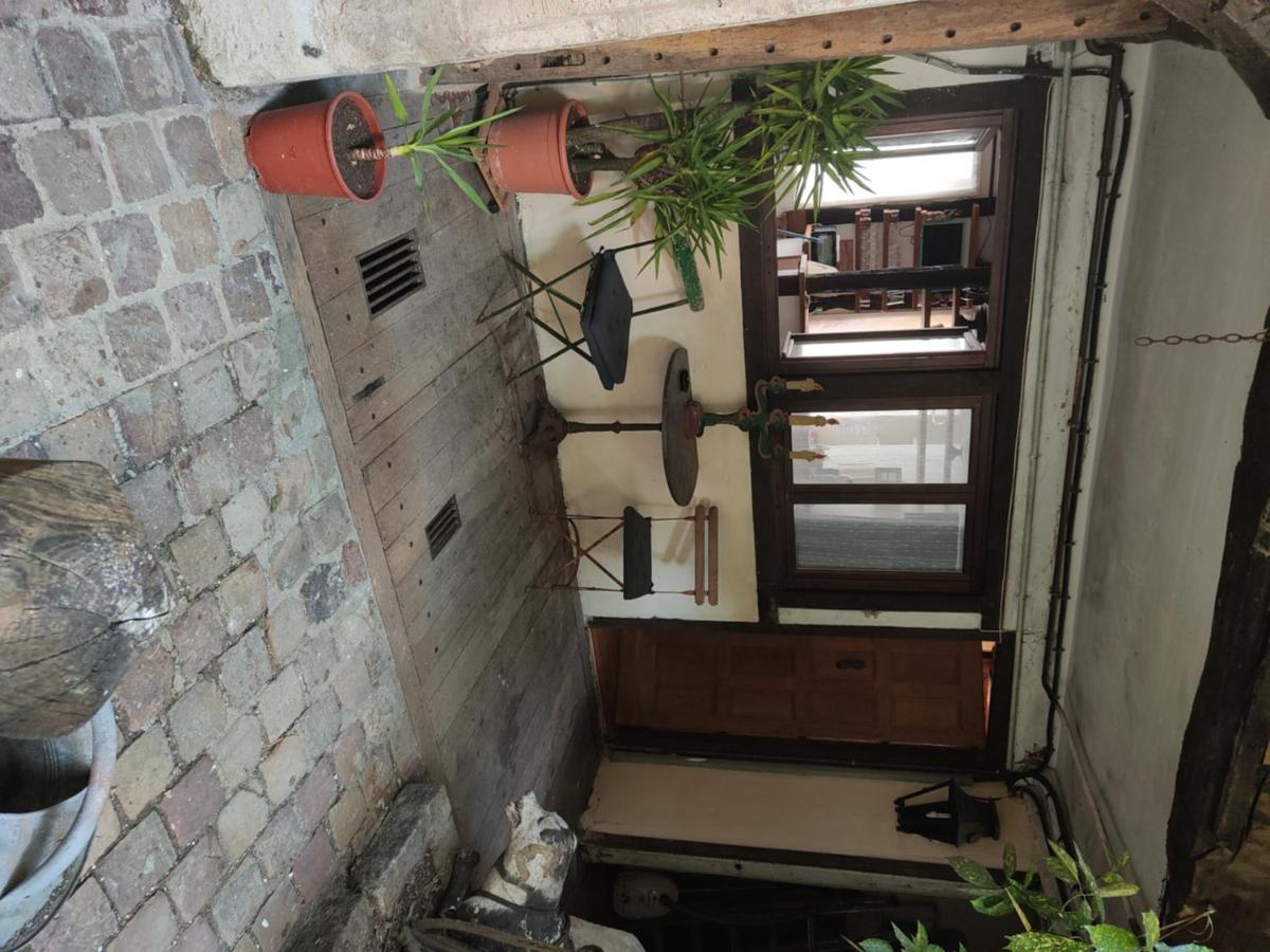 Studio Apartment Rouen Exterior photo